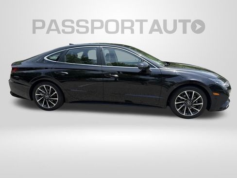 Used 2023 Hyundai Sonata Limited w/ Preferred Accessory Package FWD image 2