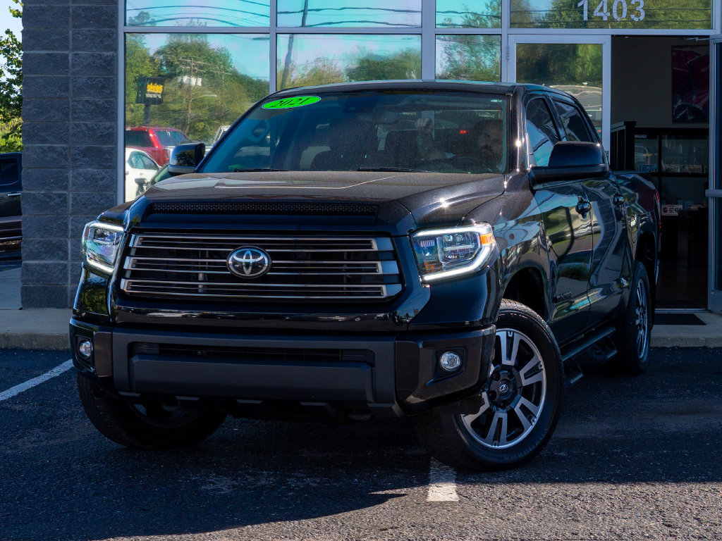 Used 2021 Toyota Tundra Limited w/ Limited Premium Package AWD/4WD image 6