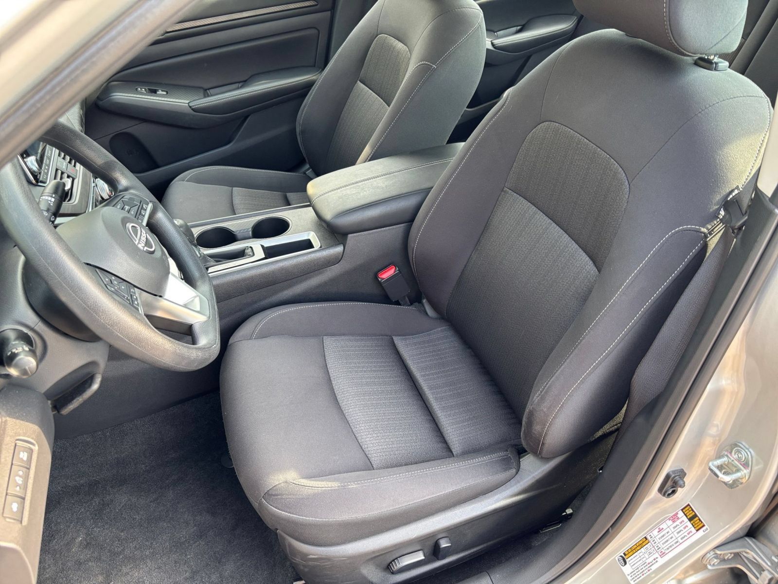Used 2026 Nissan Altima 2.5 SV FWD image 35