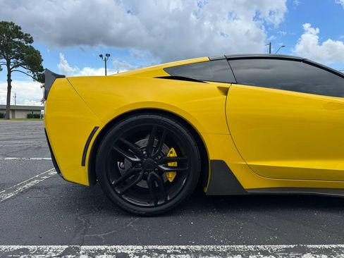 Used 2015 Chevrolet Corvette Stingray Coupe w/ 2LT Preferred Equipment Group RWD image 12