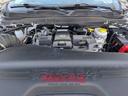 Used 2024 RAM 3500 Big Horn image 31