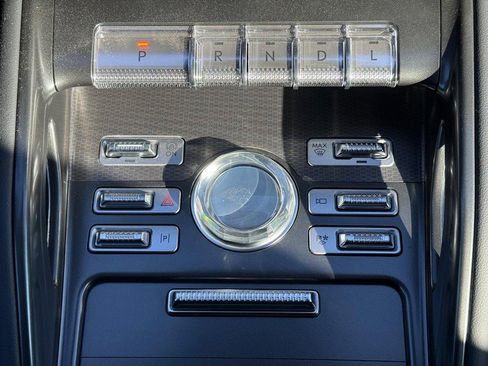 New 2026 Lincoln Nautilus Premier image 12