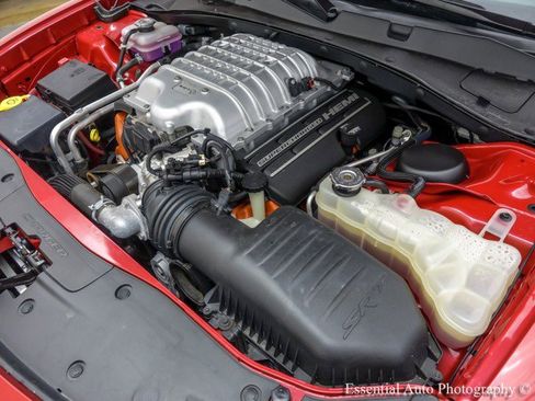 Used 2016 Dodge Charger SRT Hellcat RWD image 35