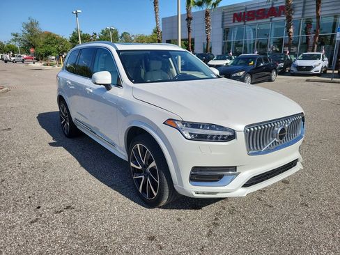 Used 2023 Volvo XC90 B6 Plus w/ Protection Package Premier AWD/4WD image 2