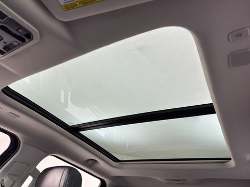 Used 2022 Toyota Tundra Limited image 12