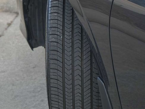 Used 2025 Honda Civic Sport image 29