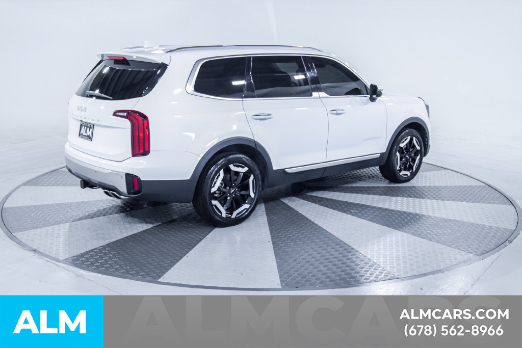 Used 2024 Kia Telluride S w/ S Sunroof Package FWD image 9