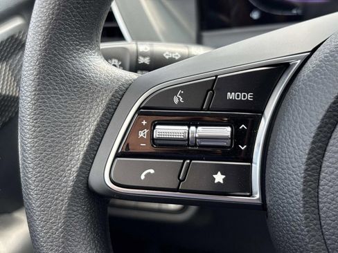 New 2026 Kia Seltos LX image 22