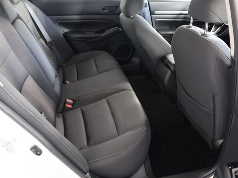 Used 2023 Nissan Altima 2.5 SV FWD image 21