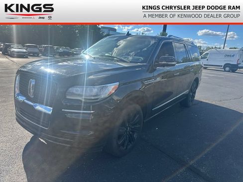 Used 2022 Lincoln Navigator L Reserve AWD/4WD image 1