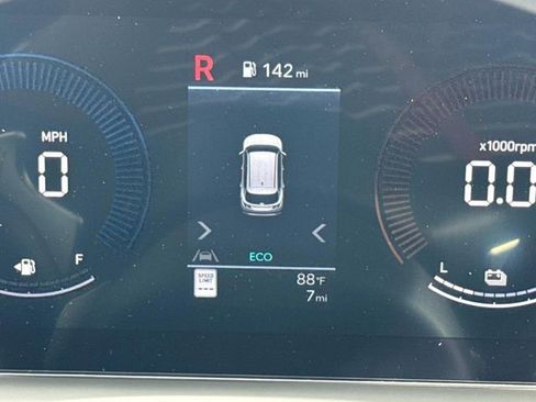 New 2026 Hyundai Tucson Blue SE image 30