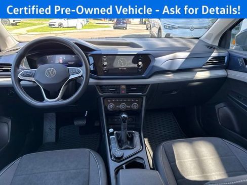 Certified 2024 Volkswagen Taos SE AWD/4WD image 4