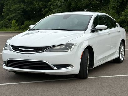 Used 2015 Chrysler 200 Limited w/ Convenience Group