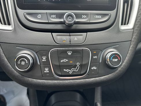 Used 2023 Chevrolet Malibu RS w/ LPO, Floor Liner Package FWD image 21