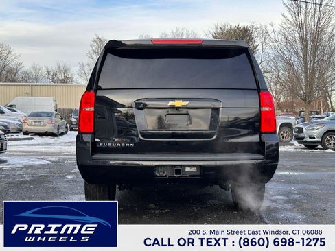 Used 2015 Chevrolet Suburban LT image 6