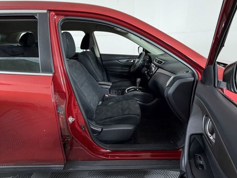 Used 2016 Nissan Rogue S image 5