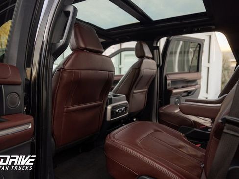 Used 2024 Ford Expedition Limited AWD/4WD image 19