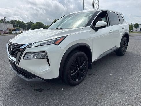 Used 2021 Nissan Rogue SV AWD/4WD image 8
