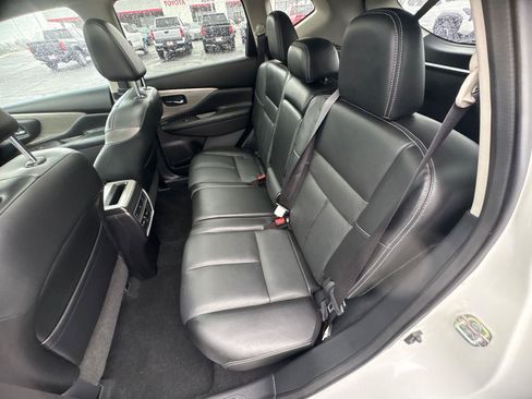 Used 2017 Nissan Murano Platinum w/ Platinum Technology Package image 11