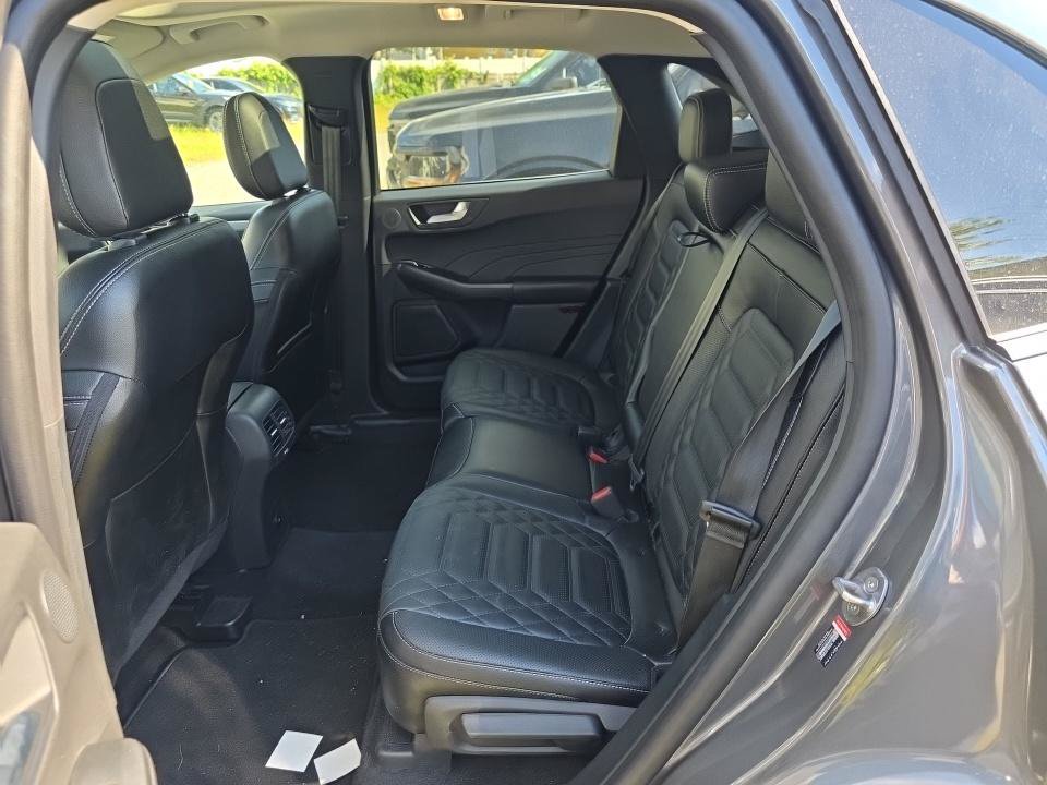 Certified 2023 Ford Escape SE w/ PHEV Premium Package FWD image 6