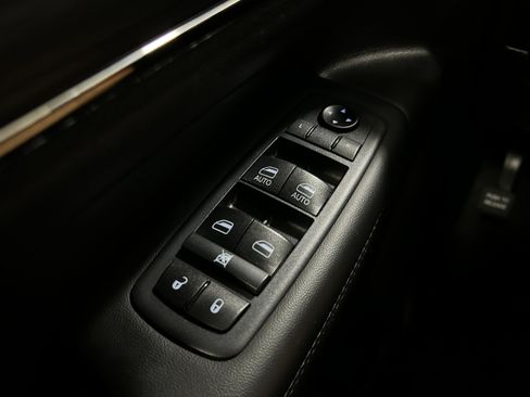 Used 2020 Jeep Grand Cherokee Limited X AWD/4WD image 26