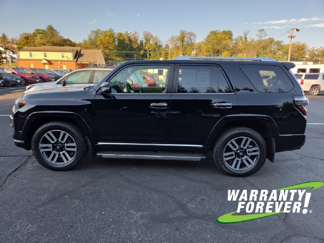 Used 2023 Toyota 4Runner Limited AWD/4WD image 4