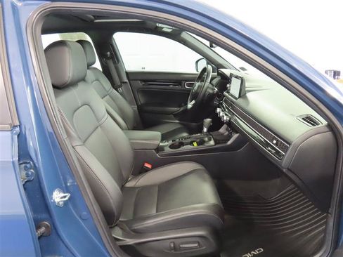 Used 2025 Honda Civic Sport image 38