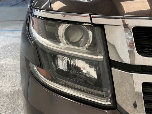 Used 2018 Chevrolet Tahoe LT AWD/4WD image 32