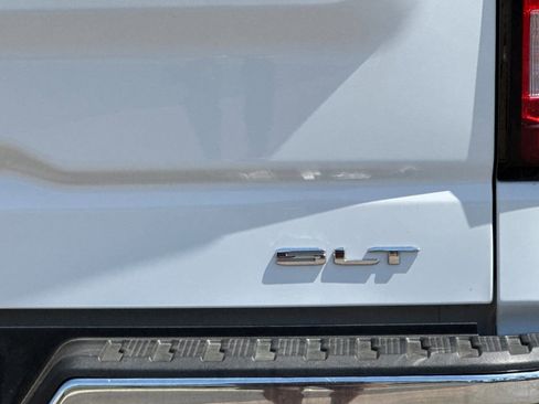 Certified 2025 GMC Sierra 1500 SLT RWD image 27