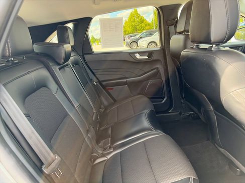 Used 2025 Ford Escape SE FWD image 33