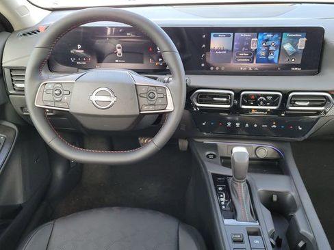 New 2026 Nissan Sentra SR FWD image 8