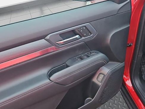 New 2026 GMC Terrain Elevation w/ Elevation Premium Package image 23