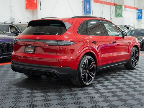 Used 2022 Porsche Cayenne E-Hybrid AWD/4WD image 8