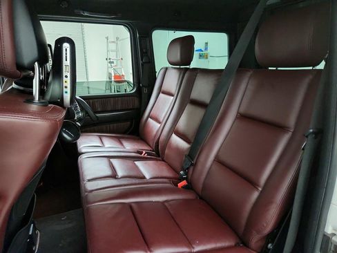 Used 2016 Mercedes-Benz G 63 AMG 4MATIC image 26