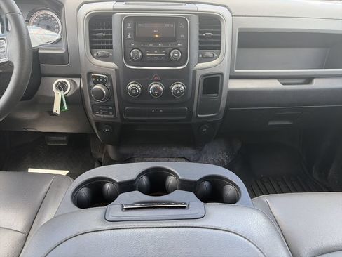 Used 2020 RAM 1500 Tradesman AWD/4WD image 16