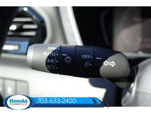 New 2025 Honda Pilot Touring image 12