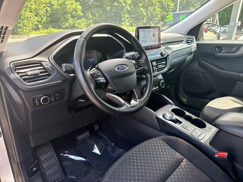 Used 2023 Ford Escape Active AWD/4WD image 10
