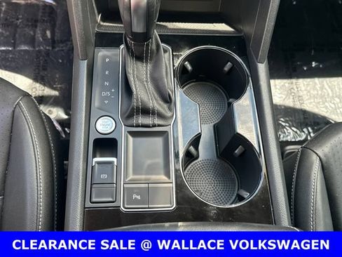 Certified 2023 Volkswagen Atlas SE w/ Panoramic Sunroof Package FWD image 19