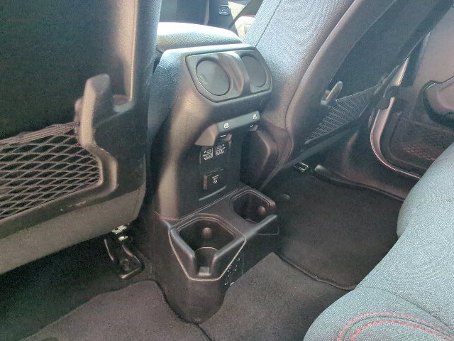 Used 2024 Jeep Wrangler Unlimited Rubicon AWD/4WD image 22