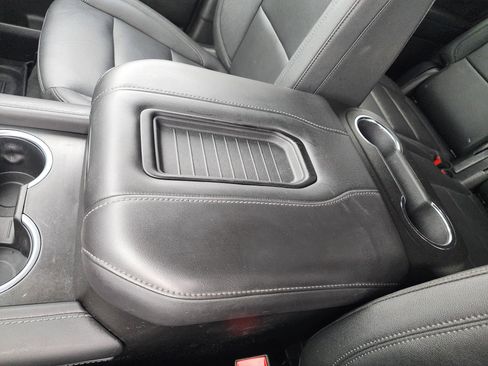 Used 2023 Chevrolet Tahoe Z71 w/ Off-Road Capability Package image 36