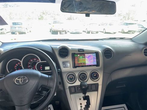 Used 2010 Toyota Matrix w/ PWR Pkg FWD image 5