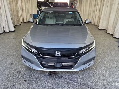 Used 2019 Honda Accord LX image 11