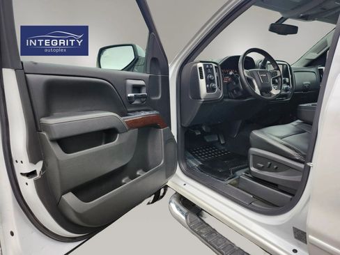 Used 2016 GMC Sierra 1500 SLE image 9