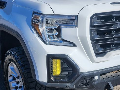 Used 2020 GMC Sierra 1500 AT4 w/ AT4 Premium Package AWD/4WD image 9