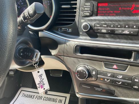 Used 2015 Kia Optima LX image 21