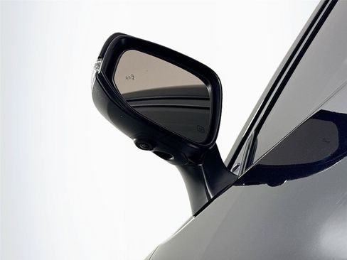 Certified 2024 Toyota Grand Highlander AWD image 5