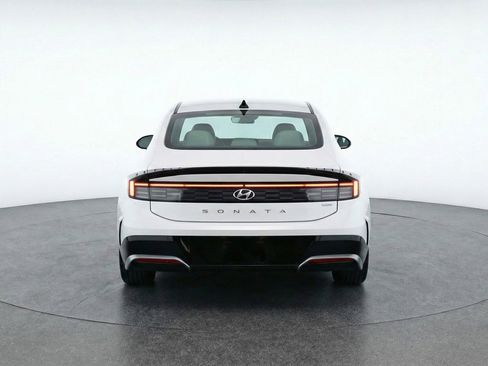 Used 2025 Hyundai Sonata SEL FWD image 7