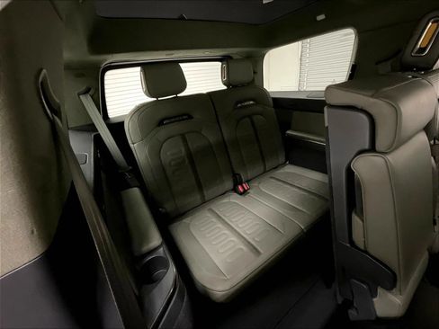 Used 2024 Rivian R1S Adventure Dual AWD/4WD image 16