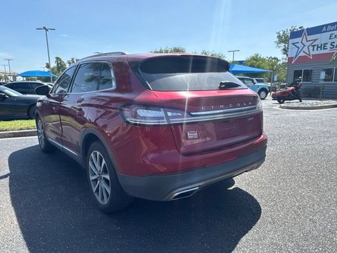 Used 2019 Lincoln Nautilus Select FWD image 3