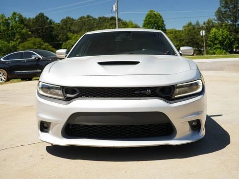 Used 2019 Dodge Charger Scat Pack RWD image 16